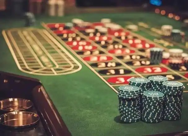 Gambar promosi menarik bonus dan cashback di pick4d untuk pemain sportsbook dan kasino live